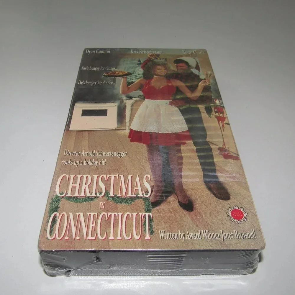 Family Holiday CHRISTMAS in CONNECTICUT VHS~SEALED!